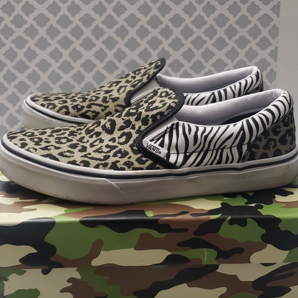 Vans Classic lepard and zebra - Picture 3 of 5
